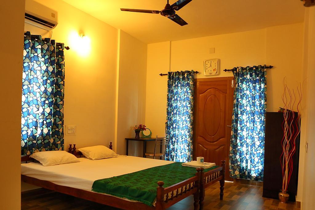 Heather Home Stay Kochi Room photo
